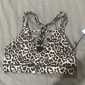Never worn Zyia Leopard sports bra